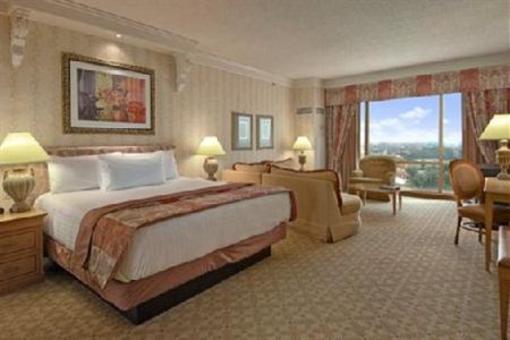 фото отеля Horseshoe Casino Luxury All-Suite Hotel