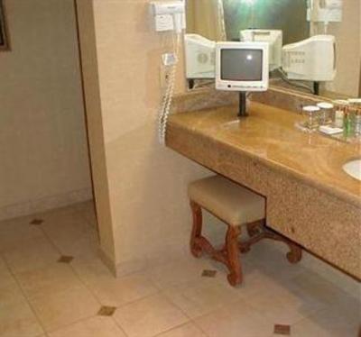 фото отеля Horseshoe Casino Luxury All-Suite Hotel