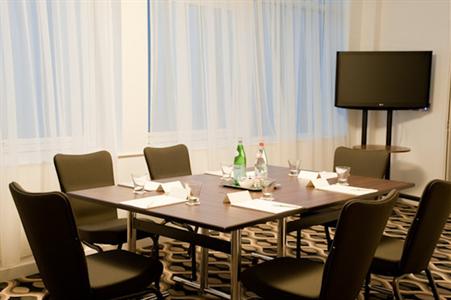 фото отеля Holiday Inn Derby Riverlights