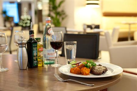 фото отеля Holiday Inn Derby Riverlights