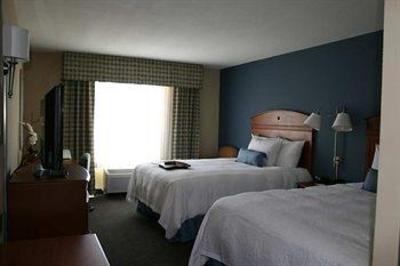 фото отеля Hampton Inn Evanston