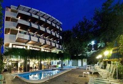 фото отеля Hotel Alexander Gabicce Mare