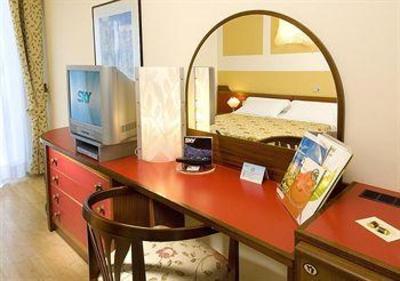 фото отеля Hotel Alexander Gabicce Mare