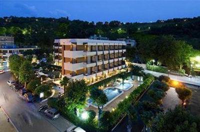 фото отеля Hotel Alexander Gabicce Mare