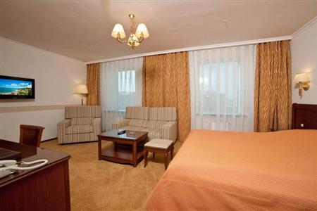 фото отеля Intourist-Krasnodar Hotel