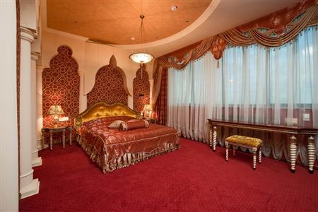 фото отеля Intourist-Krasnodar Hotel