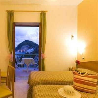 фото отеля Hotel Villa Franz Serrara Fontana