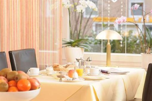 фото отеля Business Hotel Rosenau Esslingen am Neckar