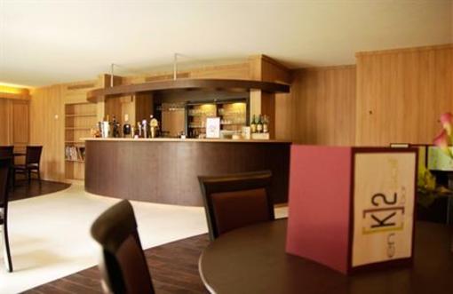 фото отеля Altia Hotel Neuville-en-Ferrain