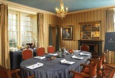 фото отеля Pittodrie House Inverurie