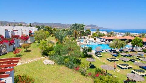 фото отеля Elia Latchi Holiday Village