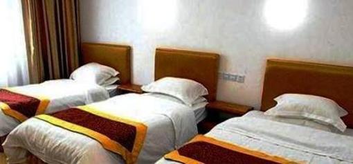 фото отеля Green Youth Hostel