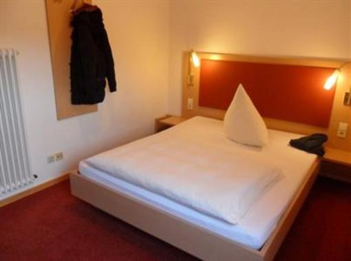 фото отеля Hotel Phonix Garni
