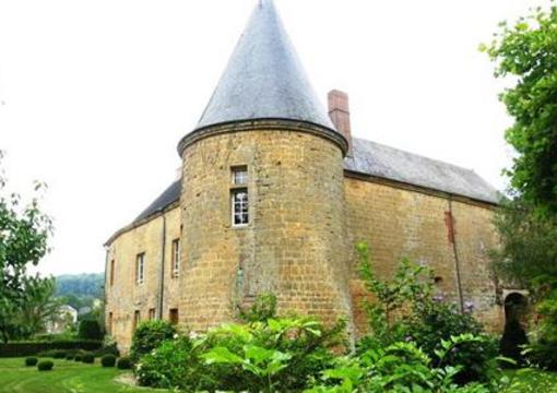 фото отеля Chateau de Clavy Warby