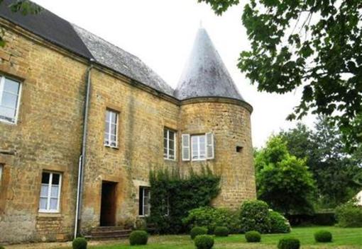 фото отеля Chateau de Clavy Warby