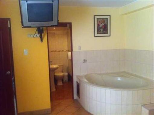 фото отеля Hostal Sauna Acuarius