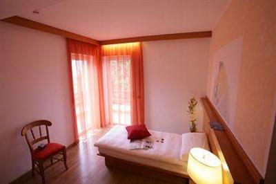 фото отеля Hotel Cristallo Garni Aaritz