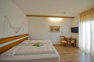фото отеля Hotel Cristallo Garni Aaritz