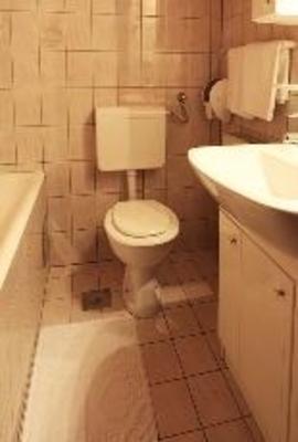 фото отеля Pension & Restaurant Tilia