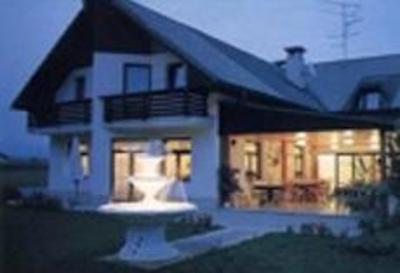 фото отеля Pension & Restaurant Tilia