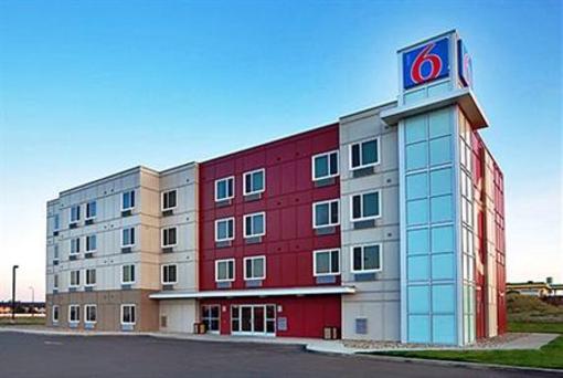 фото отеля Motel 6 Swift Current SK