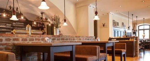 фото отеля Gasthof Klosterbraeu