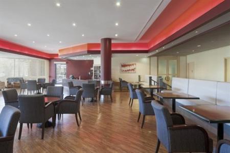 фото отеля Crowne Plaza Hotel Alice Springs