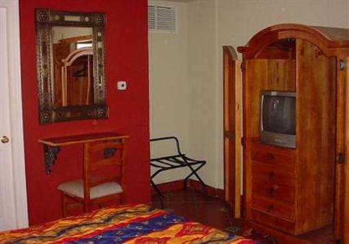 фото отеля Hotel Colonial