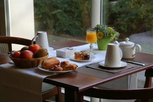 фото отеля Hotel Alixia Bourg-la-Reine
