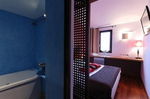 фото отеля Green Hotels Sainte Genevieve