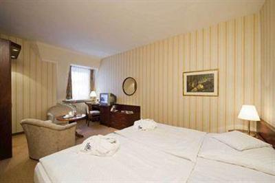 фото отеля Maritim Reichshof Hotel