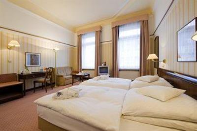 фото отеля Maritim Reichshof Hotel
