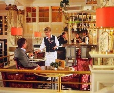 фото отеля Maritim Reichshof Hotel
