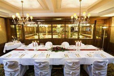 фото отеля Maritim Reichshof Hotel