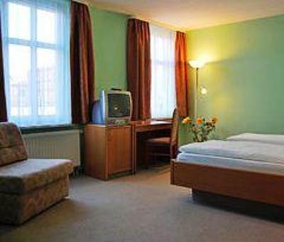 фото отеля Hotel And Restaurant Ratskeller Lindow