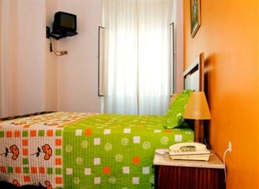фото отеля Pensao Leiriense