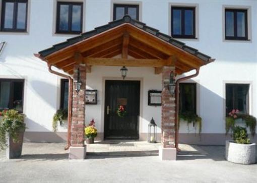 фото отеля Gasthof Schredl