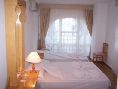 фото отеля Barbaros Apart Hotel