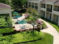 Courtyard by Marriott Columbus Dublin