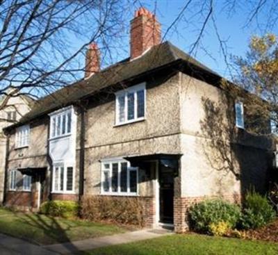 фото отеля Port Sunlight Holiday Cottages Wirral