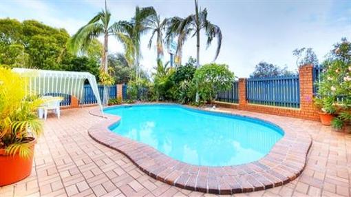 фото отеля Blue Waters Motel