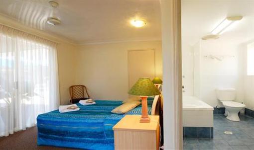фото отеля Blue Waters Motel