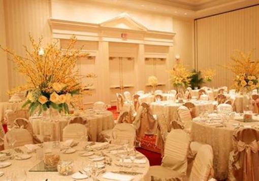 фото отеля Mystic Marriott Hotel Groton