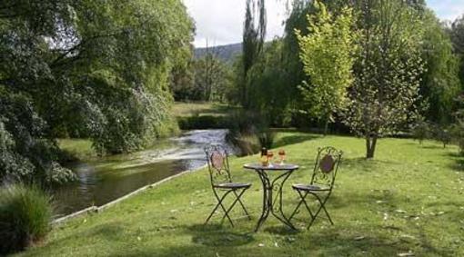 фото отеля Silverstream Bed & Breakfast Cottages Buxton (Australia)