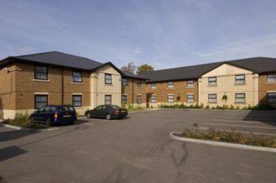 фото отеля Premier Inn Central Bracknell