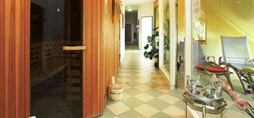 фото отеля Hotel & Restaurant Markgraf Lehnin