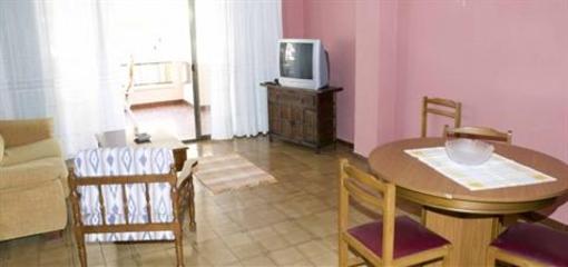 фото отеля Apartamentos Obrador