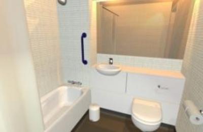фото отеля Travelodge Towcester Silverstone