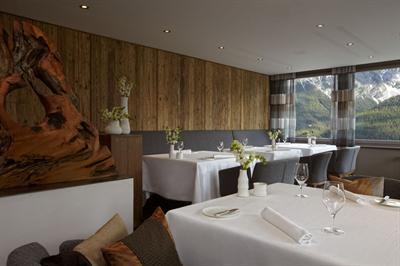 фото отеля Haus Paradies Hotel