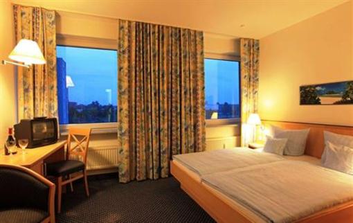 фото отеля Hotel Near By